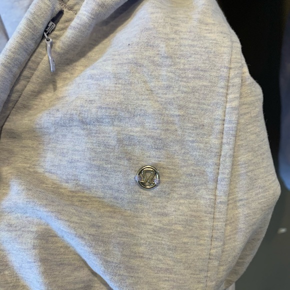 Lululemon Size 4 After All Pullover - Picture 6 of 8